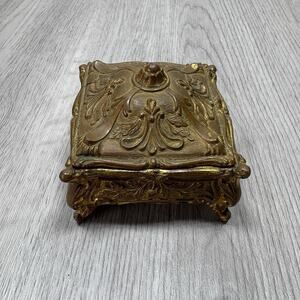 Vintage/Antique Art Nouveau Gilded Jewelry Casket Vanity Trinket Box JB 824 (C)